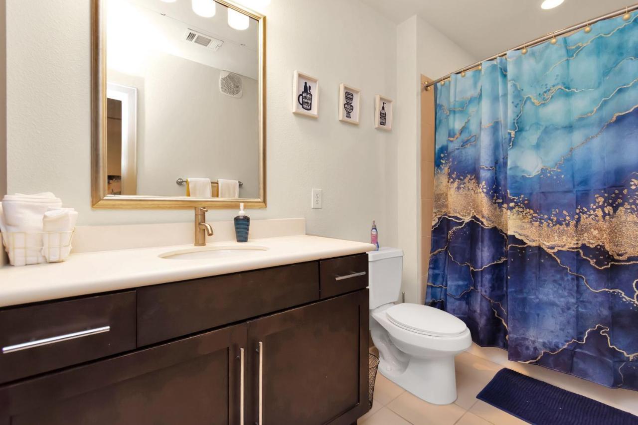 Welcome To The Suite Spot Luxury 1Bedroom Mid-Rise In Suger Land Houston Buitenkant foto